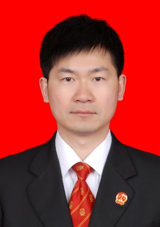 韩 宁